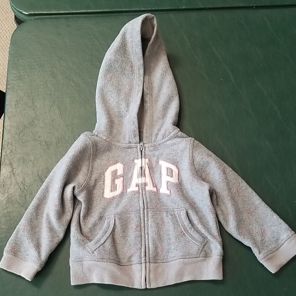 GAP Kids Light Gray Zip-Up Hoodie With Pink Stars - Size 2T - Picture 1 of 6